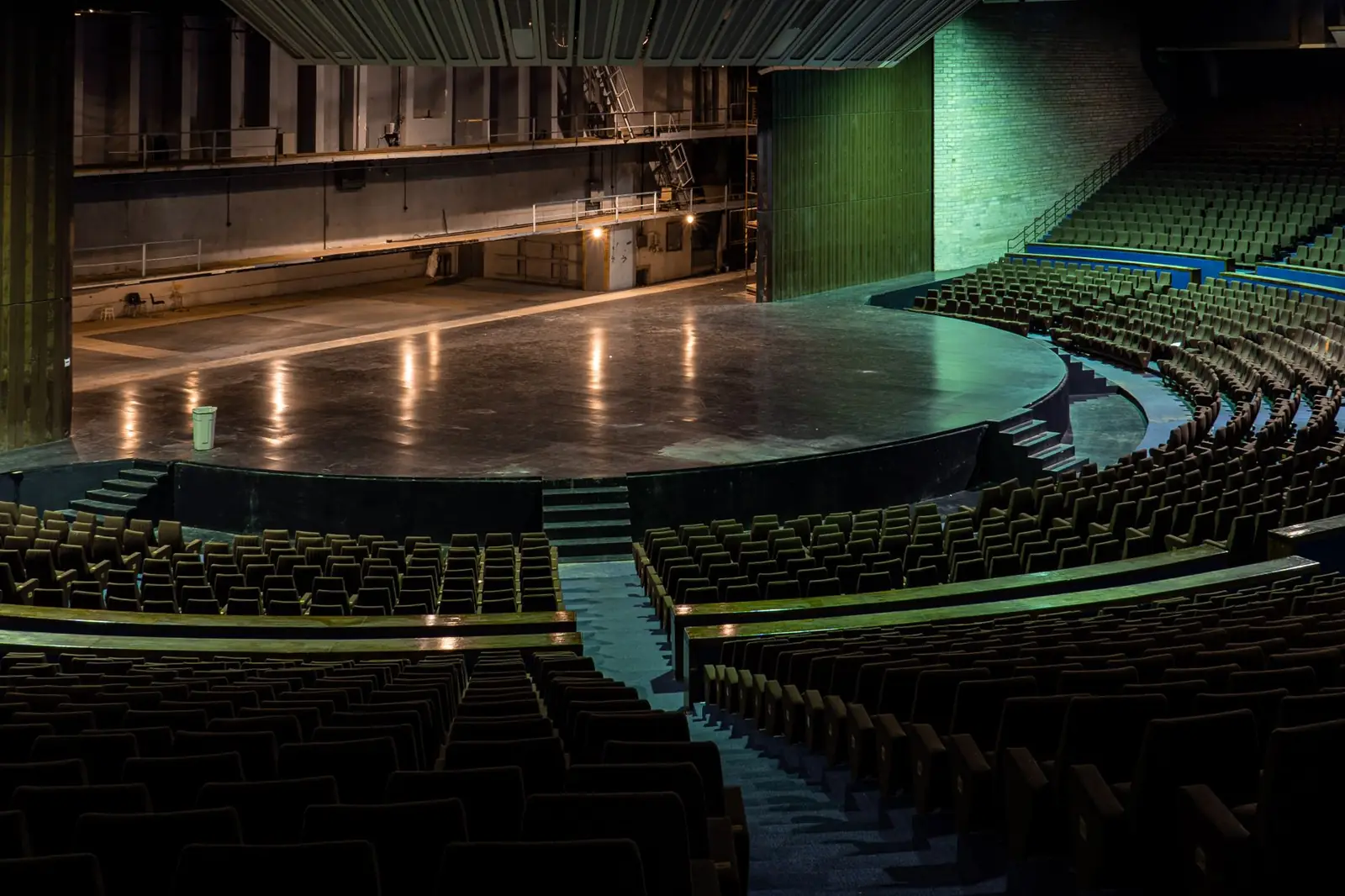 Entertainment venue at Trevoriqué Luxe Stay